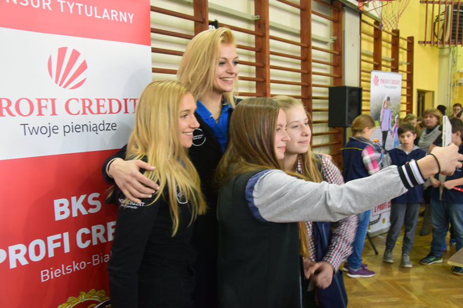 Bezpiecznie z Profi Credit w Radziechowach